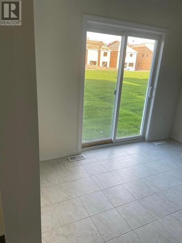 260 Beechwood Forest Lane, Gravenhurst, ON - Indoor Photo Showing Other Room