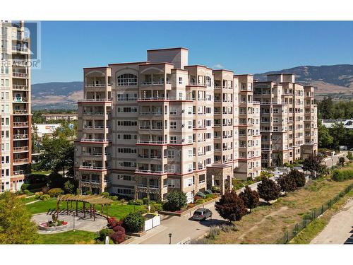 1967 Underhill Street Unit# 707, Kelowna, BC - Outdoor With Facade