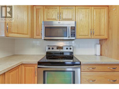 1967 Underhill Street Unit# 707, Kelowna, BC - Indoor Photo Showing Kitchen