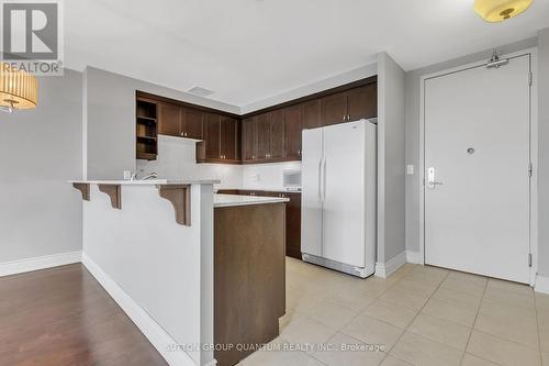 1209 - 1665 The Collegeway, Mississauga, ON - Indoor Photo Showing Kitchen