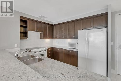 1209 - 1665 The Collegeway, Mississauga, ON - Indoor Photo Showing Kitchen With Double Sink