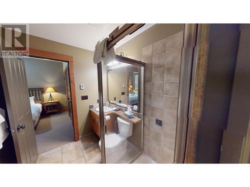 4559 Timberline  Crescent Unit# 612C, Fernie, BC - Indoor Photo Showing Bathroom