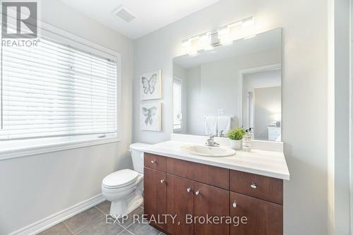 5064 Mercer Common, Burlington, ON - Indoor Photo Showing Bathroom