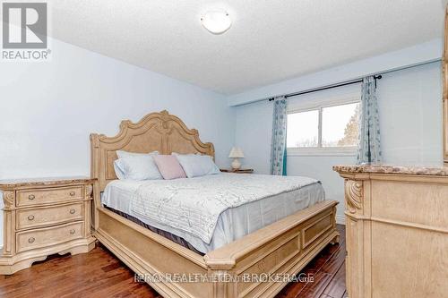 3652 Keenan Crescent, Mississauga, ON - Indoor Photo Showing Bedroom