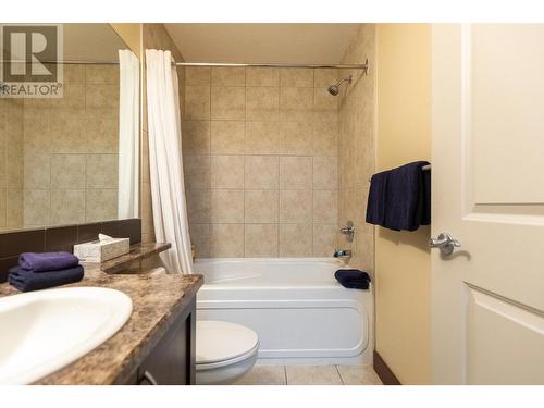 1500 Mcdonald  Avenue Unit# 122, Fernie, BC - Indoor Photo Showing Bathroom