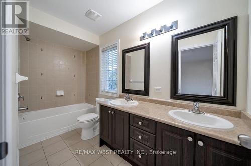 6 Dale Avenue, Toronto, ON - Indoor Photo Showing Bathroom