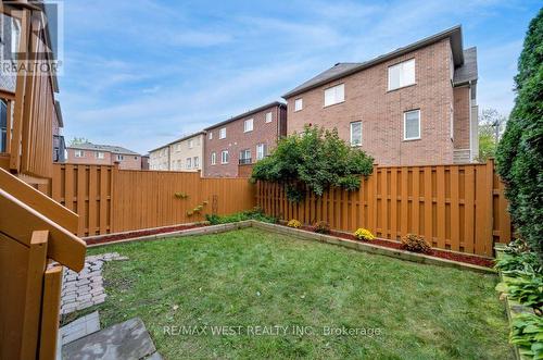 6 Dale Avenue, Toronto, ON - Outdoor