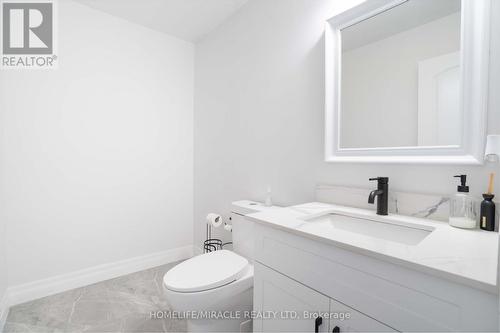 76 Jennings Drive N, Clarington, ON - Indoor Photo Showing Bathroom