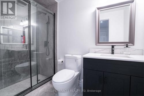 76 Jennings Drive N, Clarington, ON - Indoor Photo Showing Bathroom