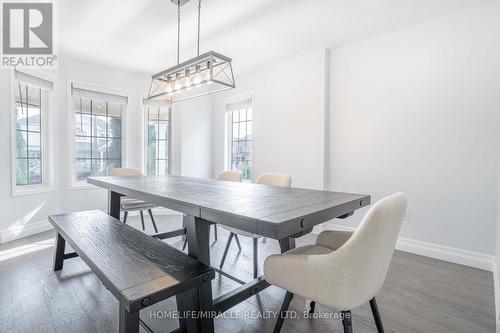 76 Jennings Drive N, Clarington, ON - Indoor Photo Showing Dining Room