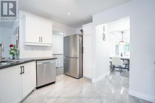 76 Jennings Drive N, Clarington, ON - Indoor Photo Showing Kitchen With Stainless Steel Kitchen