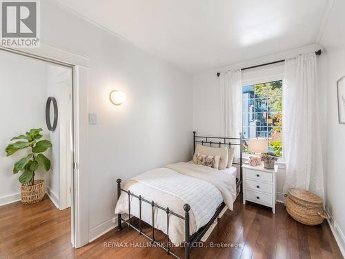 28 Juniper Avenue, Toronto, ON - Indoor Photo Showing Bedroom