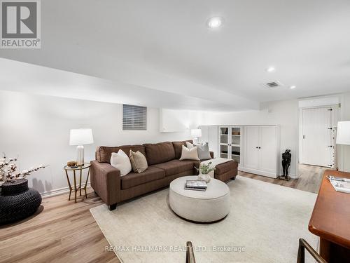 28 Juniper Avenue, Toronto, ON - Indoor Photo Showing Living Room