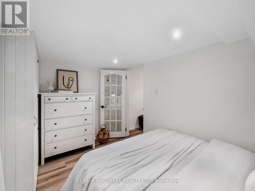 28 Juniper Avenue, Toronto, ON - Indoor Photo Showing Bedroom