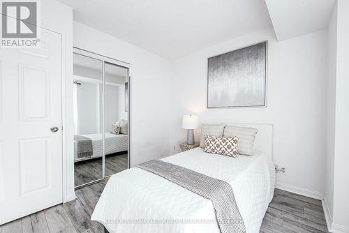 703 - 11 Lee Centre Drive, Toronto, ON - Indoor Photo Showing Bedroom