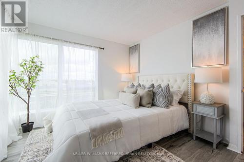 703 - 11 Lee Centre Drive, Toronto, ON - Indoor Photo Showing Bedroom