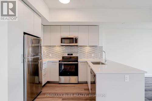 Ph05 - 101 Cathedral High Street, Markham, ON - Indoor Photo Showing Kitchen With Stainless Steel Kitchen With Upgraded Kitchen