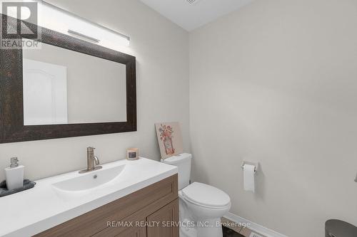 11 Wedgewood Place, Vaughan, ON - Indoor Photo Showing Bathroom