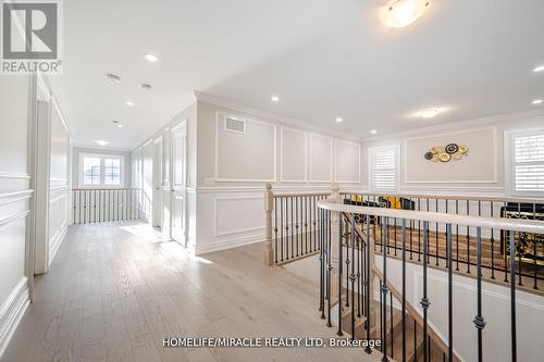 27 Balsdon Hollow, East Gwillimbury, ON - Indoor Photo Showing Other Room