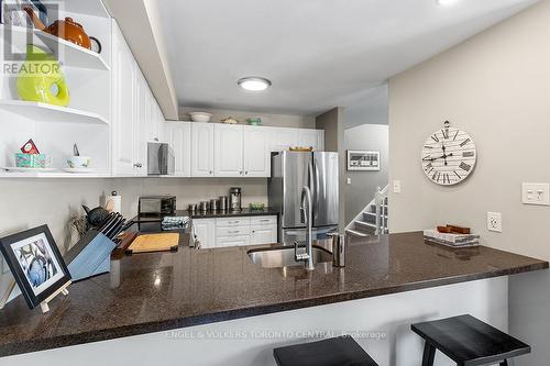 101 Market Street, Collingwood, ON - Indoor Photo Showing Kitchen