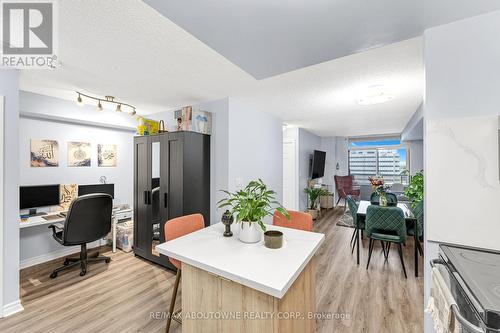 1223 - 3888 Duke Of York Boulevard, Mississauga, ON - Indoor