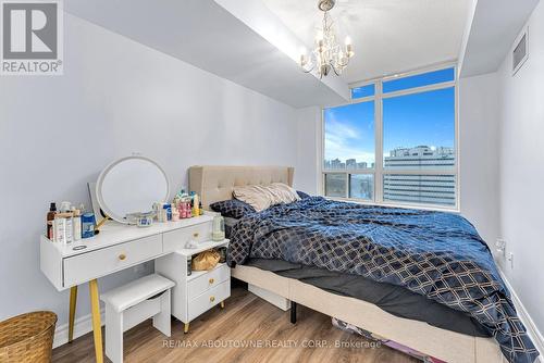 1223 - 3888 Duke Of York Boulevard, Mississauga, ON - Indoor Photo Showing Bedroom