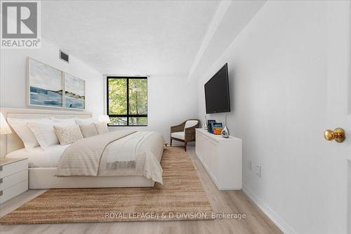 206 - 195 St Patrick Street, Toronto, ON - Indoor Photo Showing Bedroom