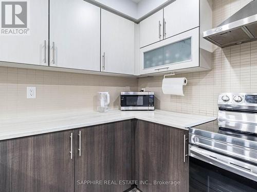 26 Francesco Street, Brampton, ON - Indoor Photo Showing Kitchen