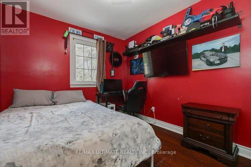 21 Dalrymple Drive, Toronto, ON - Indoor Photo Showing Bedroom