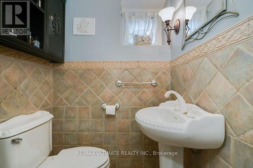 21 Dalrymple Drive, Toronto, ON - Indoor Photo Showing Bathroom