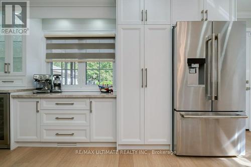 21 Dalrymple Drive, Toronto, ON - Indoor Photo Showing Kitchen