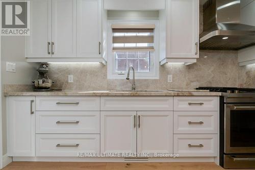 21 Dalrymple Drive, Toronto, ON - Indoor Photo Showing Kitchen With Upgraded Kitchen