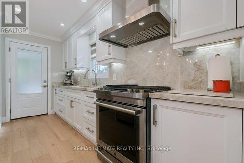 21 Dalrymple Drive, Toronto, ON - Indoor Photo Showing Kitchen With Upgraded Kitchen