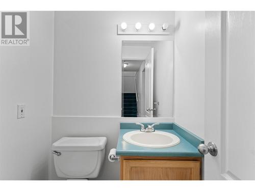 3485 Rosedale Avenue Unit# 6, Armstrong, BC - Indoor Photo Showing Bathroom