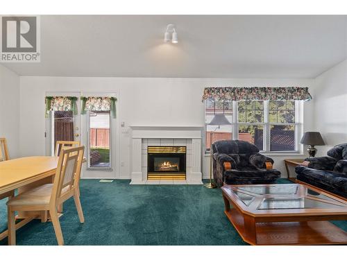 3485 Rosedale Avenue Unit# 6, Armstrong, BC - Indoor Photo Showing Living Room With Fireplace