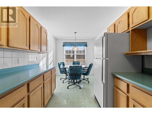 3485 Rosedale Avenue Unit# 6, Armstrong, BC - Indoor Photo Showing Kitchen