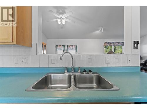 3485 Rosedale Avenue Unit# 6, Armstrong, BC - Indoor Photo Showing Kitchen With Double Sink