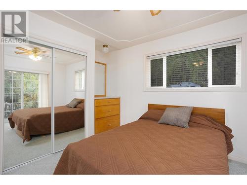 9611 Kilkenny Place, Fintry, BC - Indoor Photo Showing Bedroom