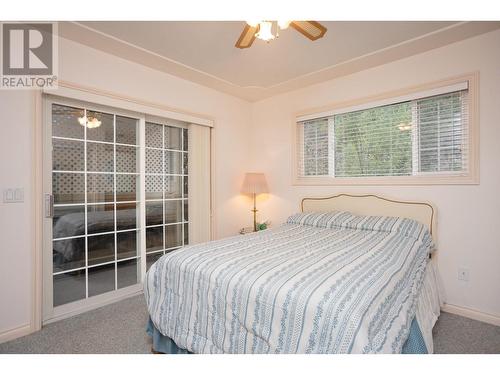 9611 Kilkenny Place, Fintry, BC - Indoor Photo Showing Bedroom