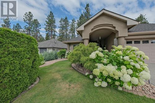 4020 Gallaghers Terrace, Kelowna, BC - Outdoor