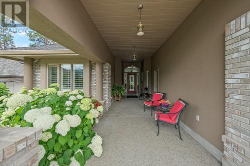 4020 Gallaghers Terrace, Kelowna, BC - Outdoor With Deck Patio Veranda With Exterior