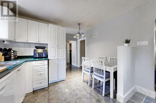 92 Eastville Avenue, Toronto, ON - Indoor Photo Showing Kitchen