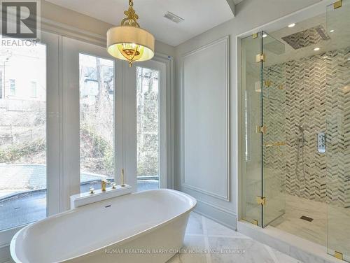 31 Russell Hill Road, Toronto, ON - Indoor Photo Showing Bathroom