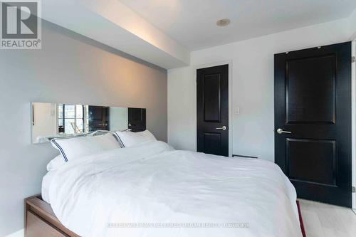 1612 - 400 Adelaide Street E, Toronto, ON - Indoor Photo Showing Bedroom