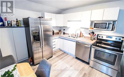 585 John Street N, Hamilton, ON - Indoor Photo Showing Kitchen With Double Sink