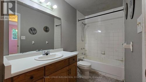 4918 Homestead Drive, Lincoln, ON - Indoor Photo Showing Bathroom