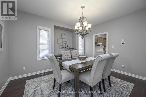 345 Meadowsweet Trail, London, ON - Indoor Photo Showing Dining Room