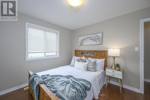 345 Meadowsweet Trail, London, ON - Indoor Photo Showing Bedroom