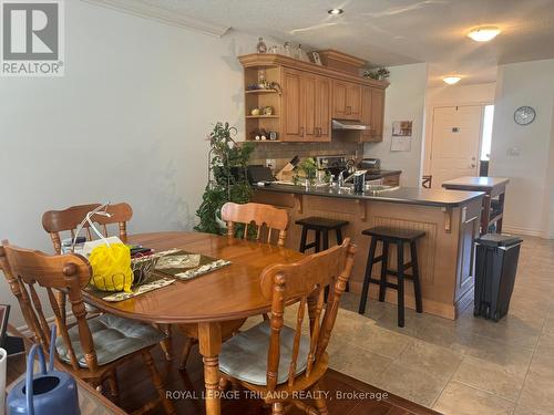 230 Walker Street, Southwest Middlesex (Glencoe), ON - Indoor Photo Showing Other Room