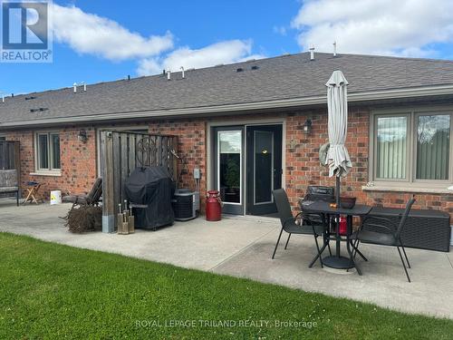 230 Walker Street, Southwest Middlesex (Glencoe), ON - Outdoor With Deck Patio Veranda